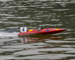 Elmbridge 2019 R6 Dave Humphries 7.5cc